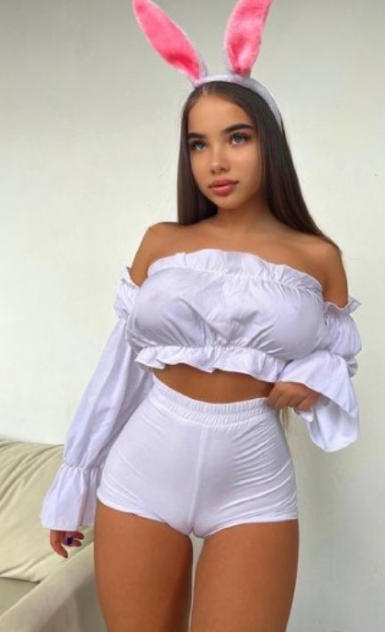 Lovely twitch ru girl9